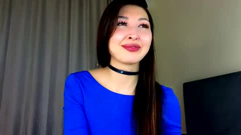 Snapshot of honey_yani chatting on June 6, 10:47 pm yani online show from June 6, 10:47 pm