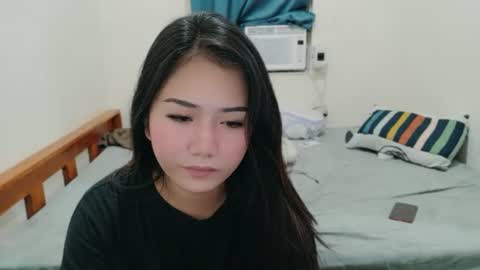 Snapshot of honeyafterdark_ chatting on June 25, 2:10 pm HoneyAfterDark online show from June 25, 2:10 pm