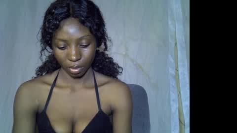 Snapshot of honeyari chatting on February 26, 9:25 pm Nicki online show from February 26, 9:25 pm