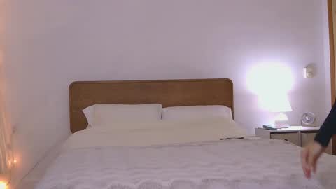 honeybbxx online show from September 27, 1:54 am