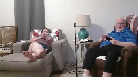 Honey online show from December 9, 7:39 pm