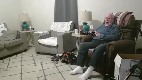 Honey online show from March 9, 2:10 pm