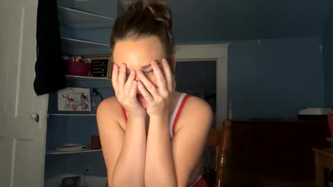 HoneyDrippinBunny online show from May 26, 3:46 am