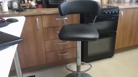 honeymaster290 online show from March 14, 11:15 am