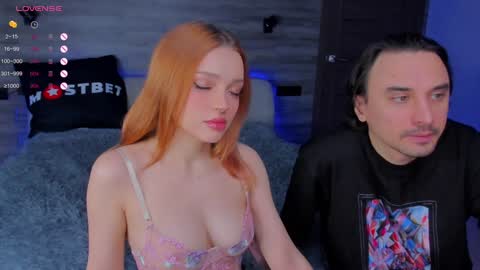 Snapshot of honeymoon1100 chatting on December 22, 2:17 am Lily and Michael online show from December 22, 2:17 am