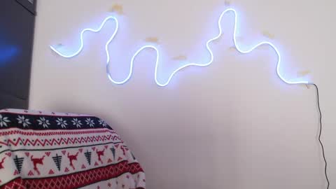 honeyveil online show from March 13, 12:56 pm