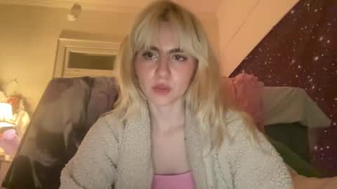 Emi Rose online show from January 12, 2:03 am