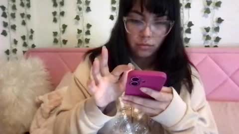 honeyyy89 online show from February 3, 4:34 pm