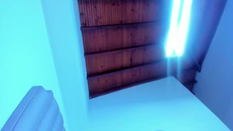 Snapshot of honnyy_23 chatting on May 16, 7:34 pm honnyy_23 online show from May 16, 7:34 pm