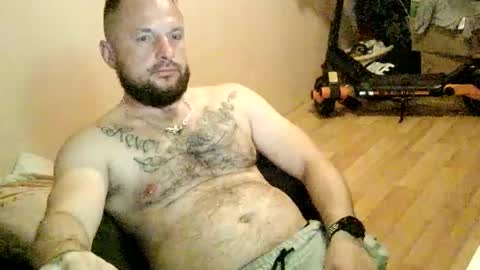 Snapshot of hoops891 chatting on September 20, 10:11 pm Hoops891 online show from September 20, 10:11 pm