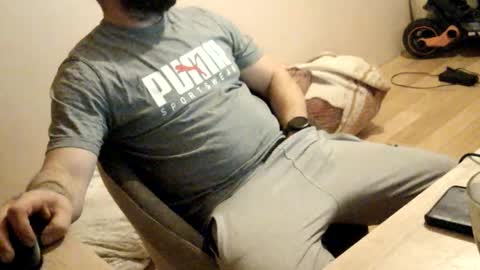 Snapshot of hoops891 chatting on October 4, 8:29 pm Hoops891 online show from October 4, 8:29 pm