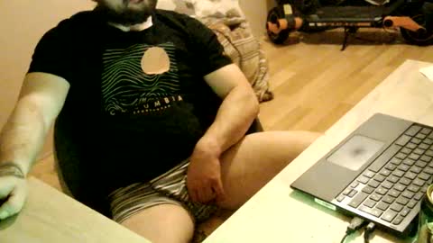 Snapshot of hoops891 chatting on October 11, 2:44 am Hoops891 online show from October 11, 2:44 am