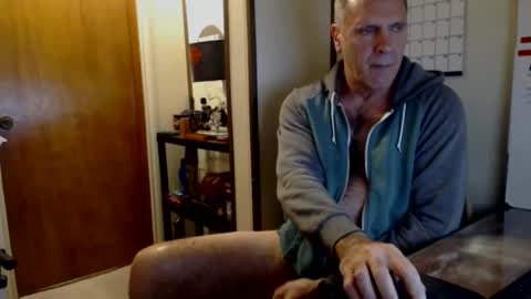 Jayson online show from January 6, 2:10 pm