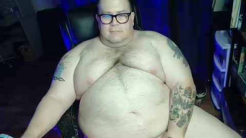 Snapshot of hoosierdaddyxl chatting on September 14, 4:44 am Sir online show from September 14, 4:44 am