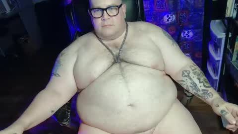 Snapshot of hoosierdaddyxl chatting on September 21, 4:36 am Sir online show from September 21, 4:36 am