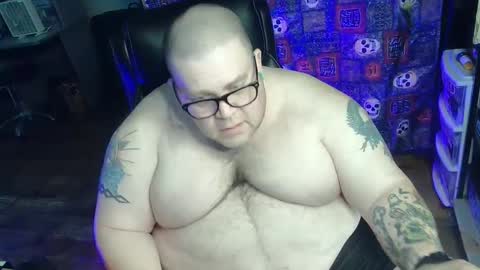 Snapshot of hoosierdaddyxl chatting on September 26, 5:50 pm Sir online show from September 26, 5:50 pm