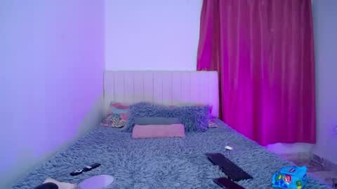 Snapshot of hoot_alicee chatting on May 12, 10:29 pm ONLYFANS online show from May 12, 10:29 pm