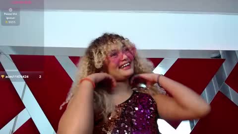 hope_marshall online show from April 28, 11:59 am