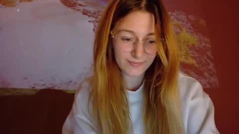 Snapshot of hoperosie chatting on April 28, 9:53 pm Bellatrix Ira online show from April 28, 9:53 pm