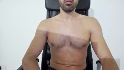 Snapshot of hornboy43 chatting on September 21, 6:31 pm Oliver Saints online show from September 21, 6:31 pm