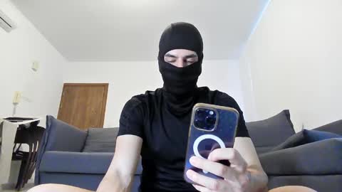 Snapshot of hornboy43 chatting on May 3, 4:02 pm Oliver Saints online show from May 3, 4:02 pm