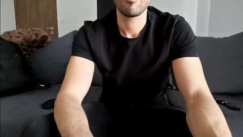 Snapshot of hornboy43 chatting on May 8, 1:27 pm Oliver Saints online show from May 8, 1:27 pm
