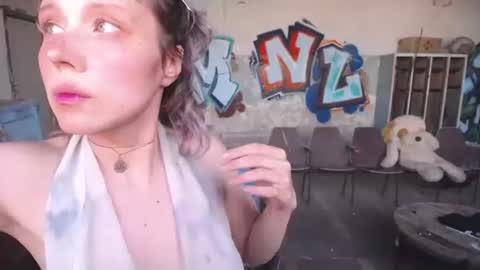 Snapshot of horndemonroxy chatting on September 9, 2:38 pm Roxy online show from September 9, 2:38 pm