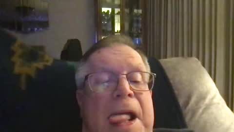 Snapshot of horndog69b chatting on March 20, 7:46 am horndog online show from March 20, 7:46 am