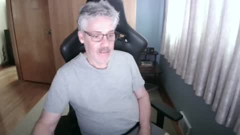 Snapshot of horndoggyx1 chatting on June 8, 8:31 pm horndoggy online show from June 8, 8:31 pm