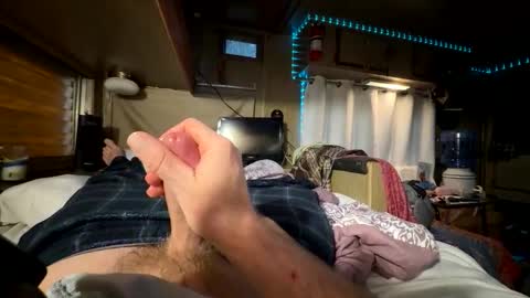 horndwag37 online show from February 7, 12:58 am