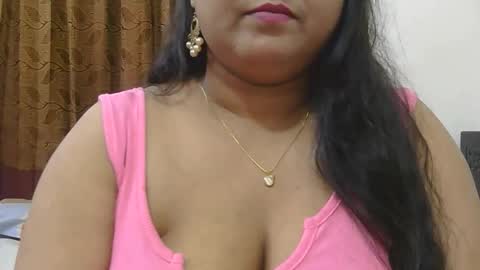 horneydesibabe online show from October 10, 1:43 pm