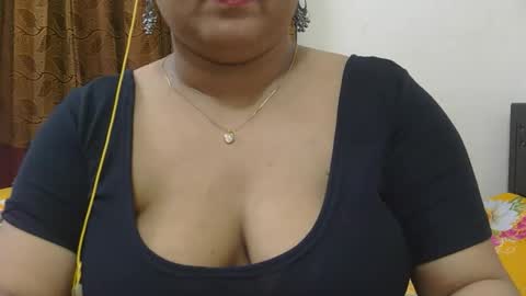 horneydesibabe online show from October 13, 6:52 pm