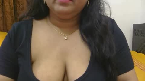 horneydesibabe online show from October 24, 4:47 pm