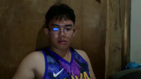 Snapshot of horni_boy22 chatting on May 6, 8:30 am horni_boy22 online show from May 6, 8:30 am