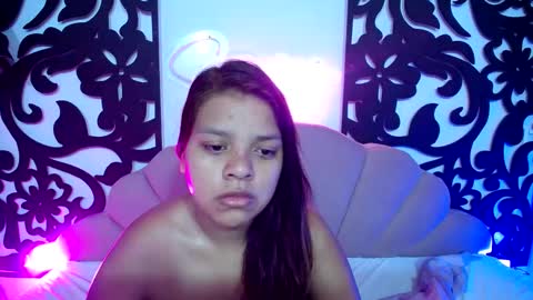 Snapshot of horny_babyss chatting on September 23, 7:33 am CATALINA Y LAURA online show from September 23, 7:33 am
