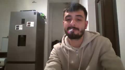 Snapshot of horny_couple9600 chatting on October 27, 11:20 pm horny_couple9600 online show from October 27, 11:20 pm