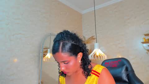 Horny Curls  online show from June 28, 3:45 am