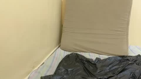 Snapshot of horny_ebonies chatting on February 15, 12:51 am horny_ebonies online show from February 15, 12:51 am