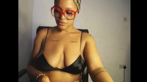 horny_ebonygirl_ online show from April 10, 6:40 am