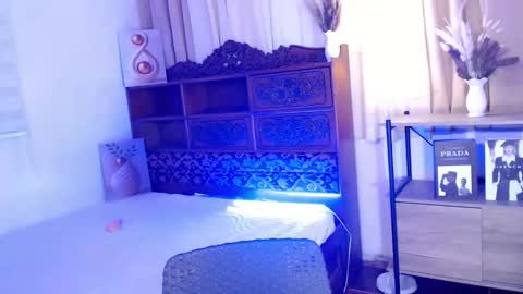 Snapshot of horny_joshxxx chatting on April 21, 2:51 am horny_joshxxx online show from April 21, 2:51 am