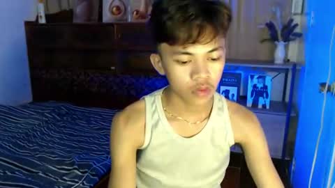 Snapshot of horny_joshxxx chatting on July 20, 7:33 am horny_joshxxx online show from July 20, 7:33 am