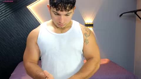 horny_nick18 online show from February 27, 12:16 pm