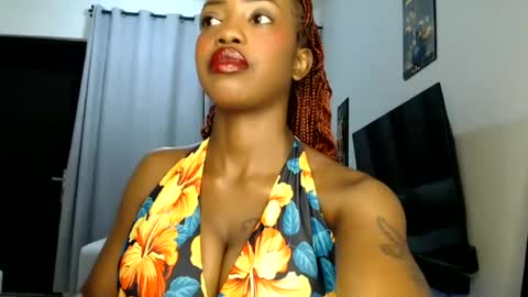 horny_princcess online show from June 18, 7:41 am