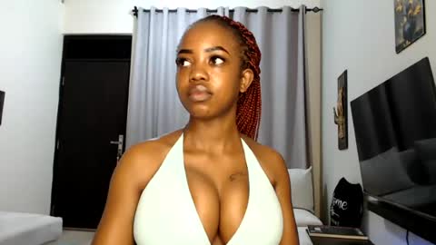 horny_princcess online show from July 13, 2:14 am
