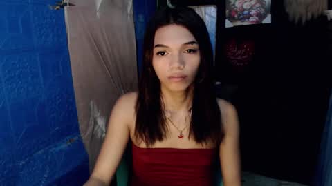 Snapshot of horny_rhiana chatting on March 2, 5:41 am Rhiana online show from March 2, 5:41 am