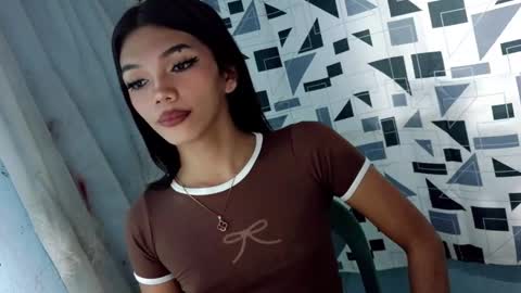 Rhiana online show from March 13, 1:07 pm