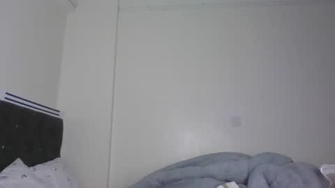 Snapshot of horny_sexxy_babe chatting on April 22, 1:23 pm Lucy online show from April 22, 1:23 pm
