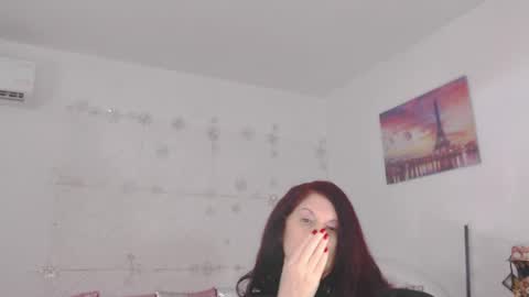 Snapshot of horny_touchk chatting on May 12, 9:39 am horny_touchk online show from May 12, 9:39 am