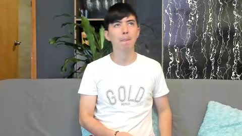 Snapshot of horny_twinks_guys chatting on September 11, 8:31 pm Alex and Camilo online show from September 11, 8:31 pm