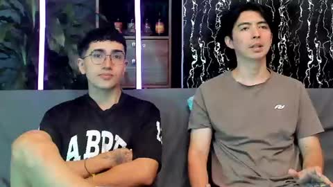 Snapshot of horny_twinks_guys chatting on July 14, 2:45 pm Alex and Camilo online show from July 14, 2:45 pm